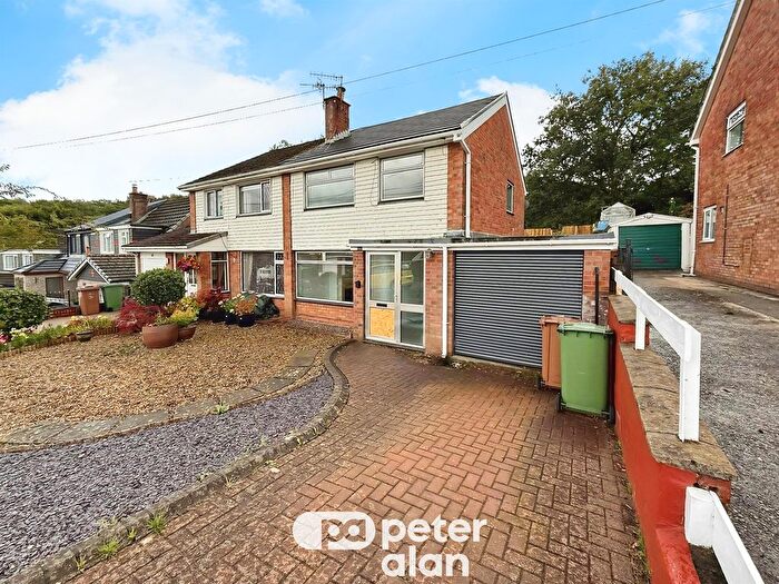 3 Bedroom Semi-detached House For Sale In St. Davids Way, Caerphilly, CF83