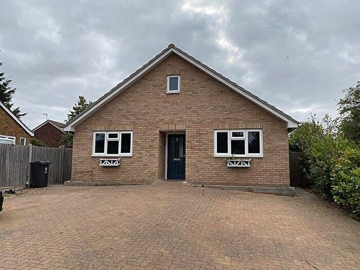 3 Bedroom Detached Bungalow To Rent In The Street, Weeley, CO16