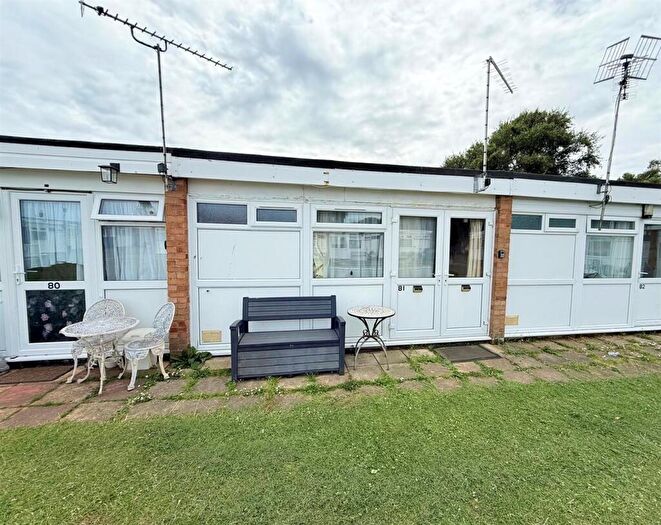 2 Bedroom Chalet For Sale In Beach Road, Hemsby, NR29