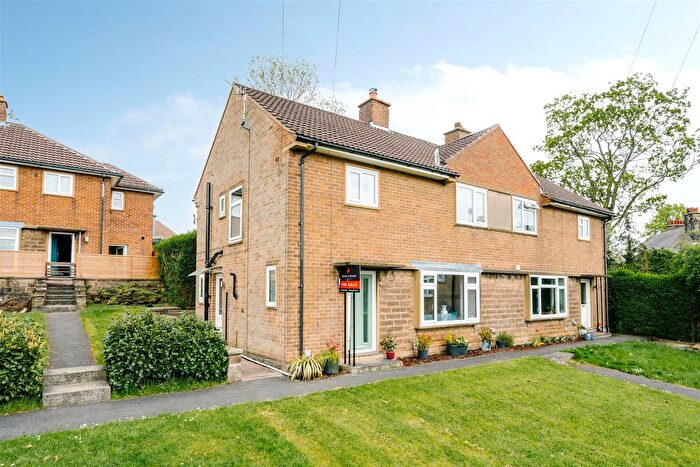 3 Bedroom Semi Detached House For Sale In Turnpike Close, Matlock, DE4