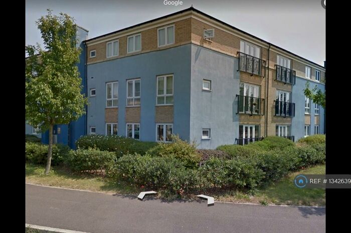 2 Bedroom Flat To Rent In Chieftain Way, Cambridge, CB4