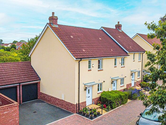 2 Bedroom End Of Terrace House For Sale In Canal View, Bathpool, Taunton, Somerset, TA2