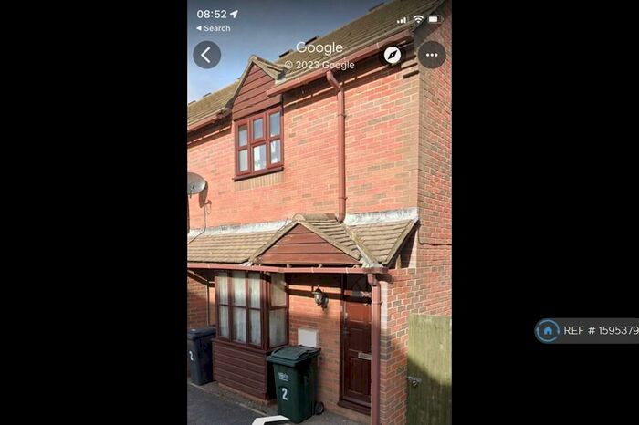 2 Bedroom End Of Terrace House To Rent In Springfield Road, Eastbourne, BN22