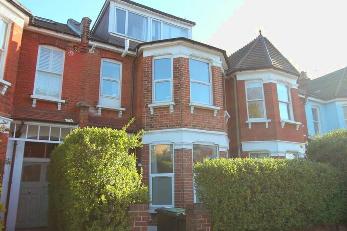 2 Bedroom Apartment To Rent In Alexandra Park Road, London, N22