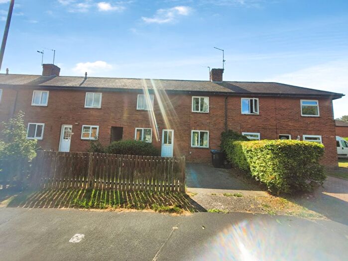 2 Bedroom Terraced House For Sale In Albany Avenue, Harrogate, HG1
