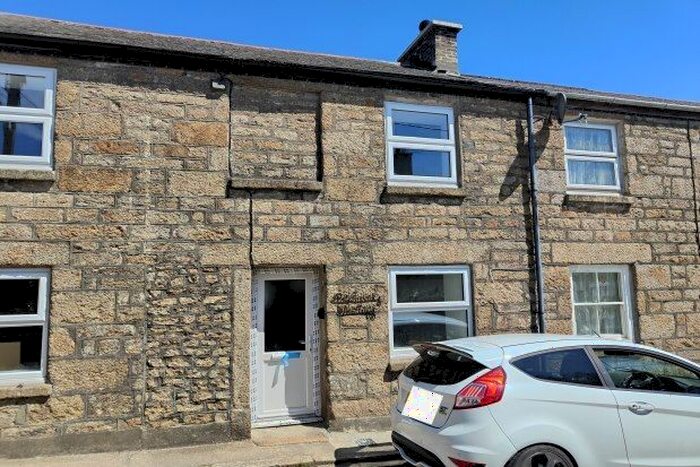 1 Bedroom Property To Rent In Fore Street, Penzance, TR20