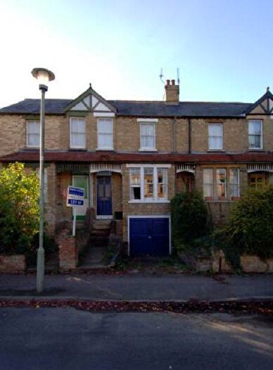 3 Bedroom House To Rent In Water Eaton Road, OX2