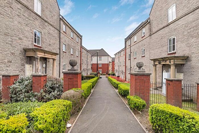 2 Bedroom Flat To Rent In Mallard Close, Bristol, BS5