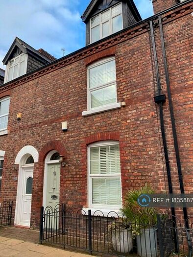 3 Bedroom Terraced House To Rent In George Leigh Street, Manchester, M4