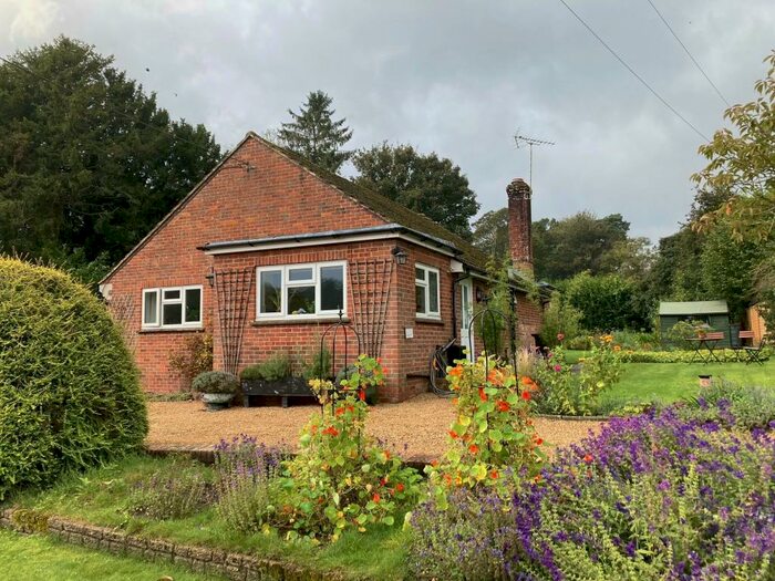 3 Bedroom Detached House To Rent In Yew Tree Cottage, Alton, GU34