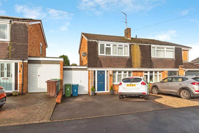 3 Bedroom Semi-Detached House For Sale In Meadow Glade, Hixon, Stafford, ST18