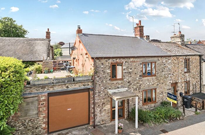 3 Bedroom Semi-Detached House For Sale In Honiton Road, Churchinford, Taunton, Somerset, TA3