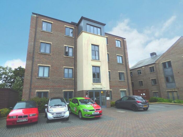 2 Bedroom Apartment To Rent In Searle Drive, Gosport, PO12