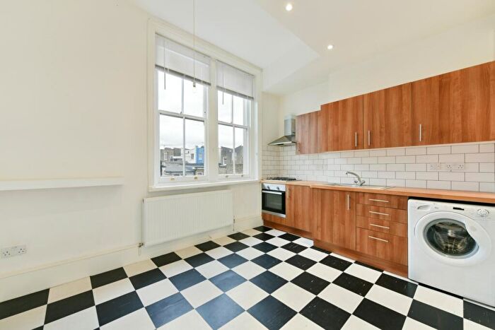 2 Bedroom Flat To Rent In Hornsey Road, Archway, N19