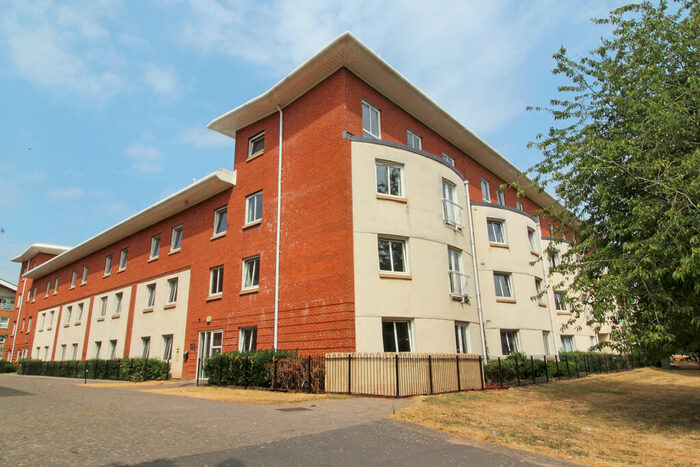 2 Bedroom Apartment To Rent In Carlotta Way, Cardiff Bay, CF10