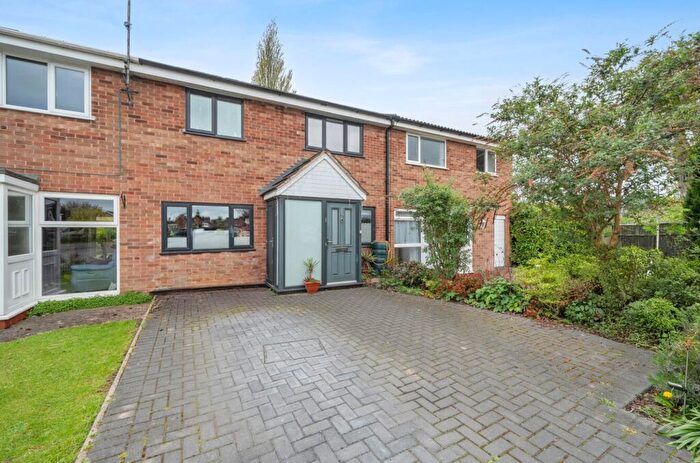 3 Bedroom Terraced House For Sale In Penrith Close, Extended Bedroom Home, North Leamington - Must View Video, CV32