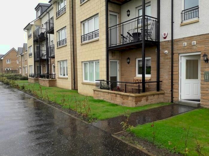 2 Bedroom Flat To Rent In South Chesters Gardens, Bonnyrigg EH19