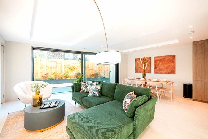 5 Bedroom Terraced House To Rent In Rigeley Mews, London, NW10