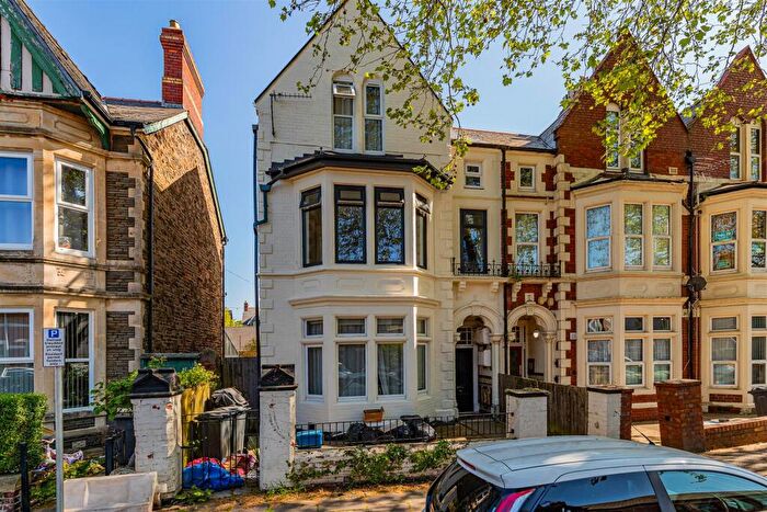 1 Bedroom Apartment For Sale In Pen-Y-Lan Road, Penylan, Cardiff, CF24