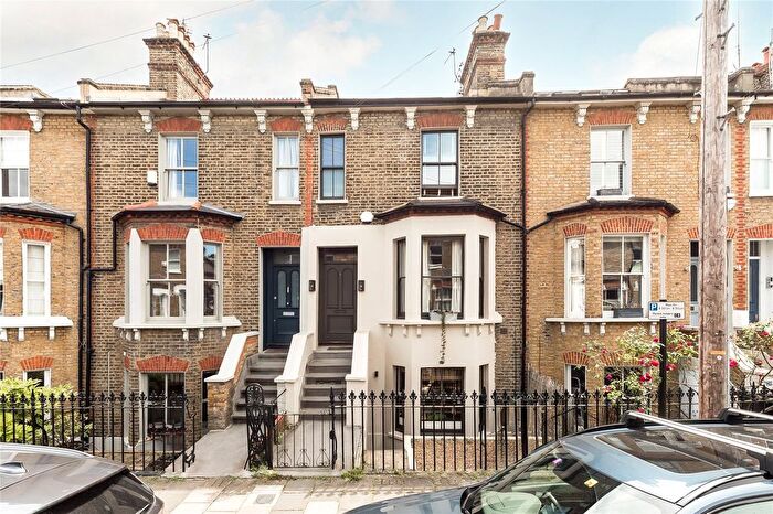 3 Bedroom Terraced House To Rent In Turret Grove, London, SW4