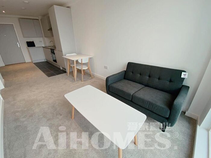1 Bedroom Apartment To Rent In Bs, Burlington Square, Manchester, M15