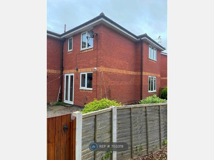2 Bedroom Semi-Detached House To Rent In Whitethorne Mews, Lytham St. Annes, FY8