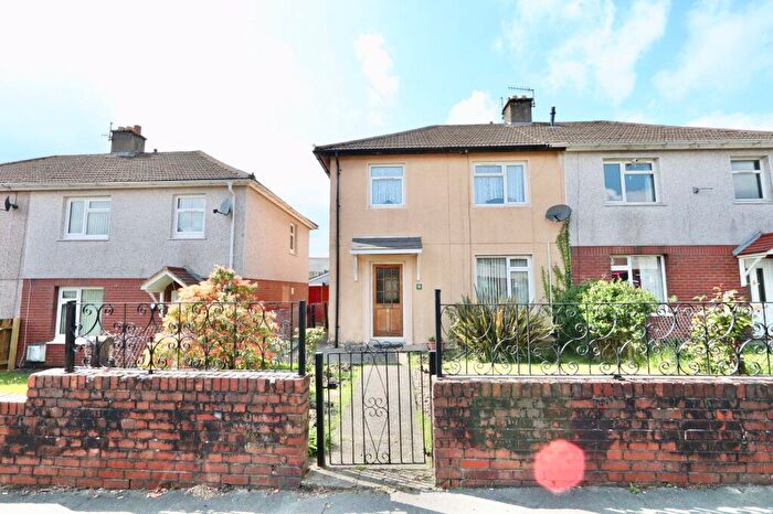 3 Bedroom Semi-Detached House For Sale In Trinant Terrace, Pentwyn Crumlin, NP11