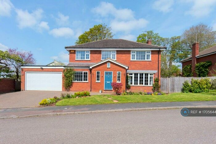 5 Bedroom Detached House To Rent In Tythe Close, Stewkley, Buckinghamshire, LU7