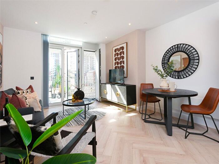 1 Bedroom Apartment For Sale In Bankside, Colliers Yard, Manchester, Greater Manchester, M3