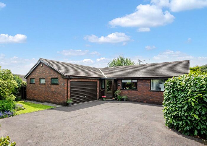 4 Bedroom Detached Bungalow For Sale In Summerseat Lane, Holcombe Brook, BL0