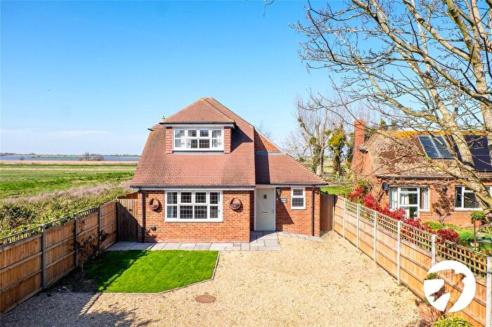 2 Bedroom Detached House For Sale In Vicarage Lane, Upper Stoke, Rochester, Kent, ME3