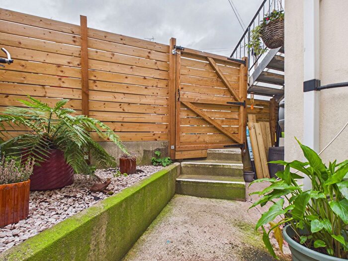 1 Bedroom Flat For Sale In Tower Road, Paignton, TQ3