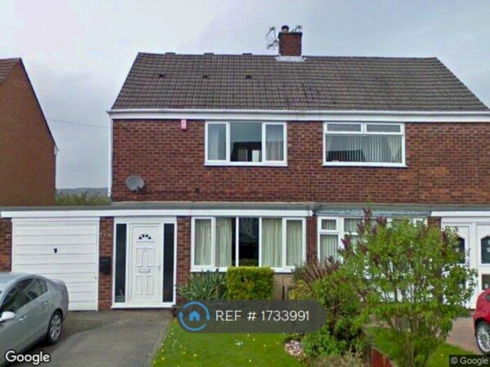 4 Bedroom Semi-Detached House To Rent In Sheriffs Drive, Tyldesley, Manchester, M29