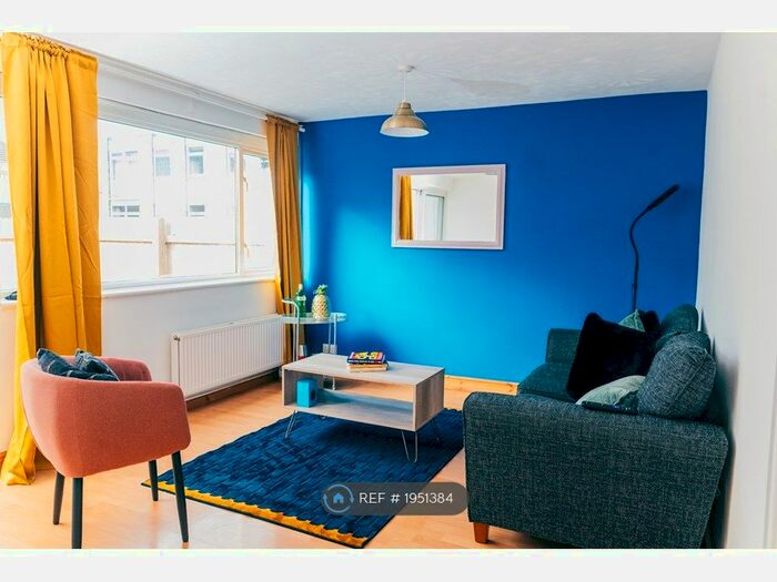 3 Bedroom Terraced House To Rent In Gainsborough Road, Penarth, CF64
