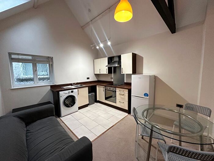 2 Bedroom Flat To Rent In Queen Street, Derby, DE1
