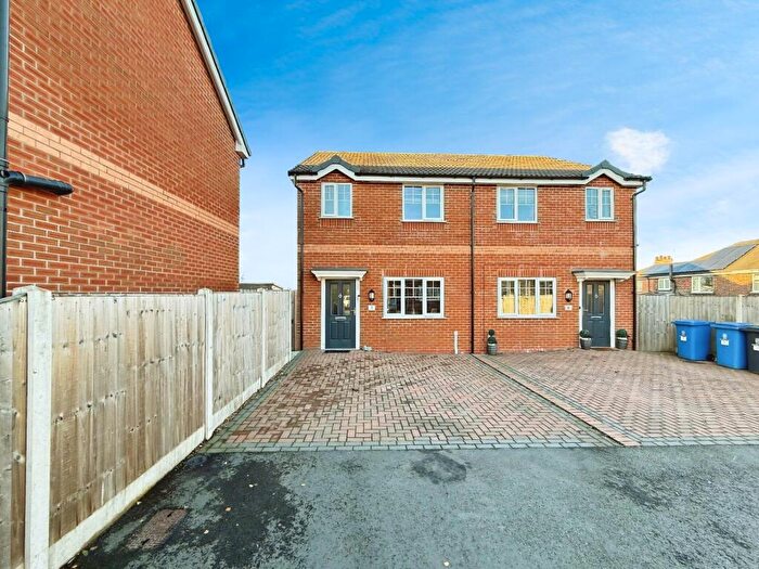 3 Bedroom Semi Detached House For Sale In Kemball Court, Grove Road, Stoke-on-Trent, Staffordshire, ST4