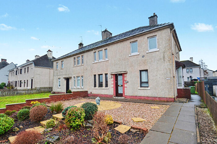 2 Bedroom Flat For Sale In Nitshill Road, Thornliebank, Glasgow, G46