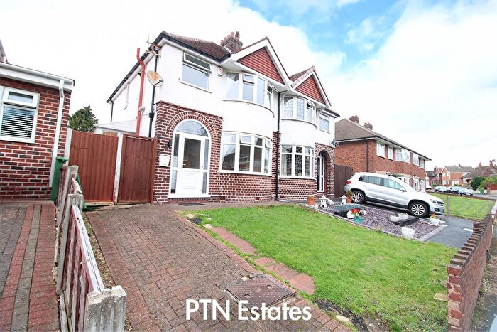 3 Bedroom Semi-Detached House To Rent In Hilderic Crescent, Dudley, DY1