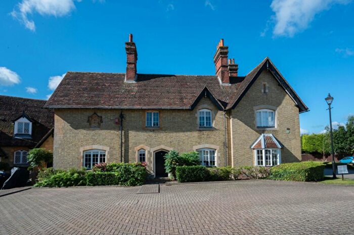 2 Bedroom Character Property For Sale In Warrenne Way, Reigate, RH2