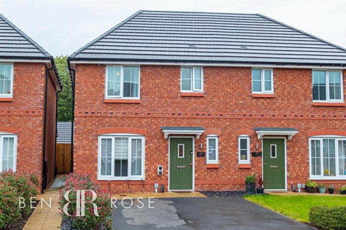 3 Bedroom Semi-Detached House For Sale In Loom Crescent, Bamber Bridge, Preston, PR5