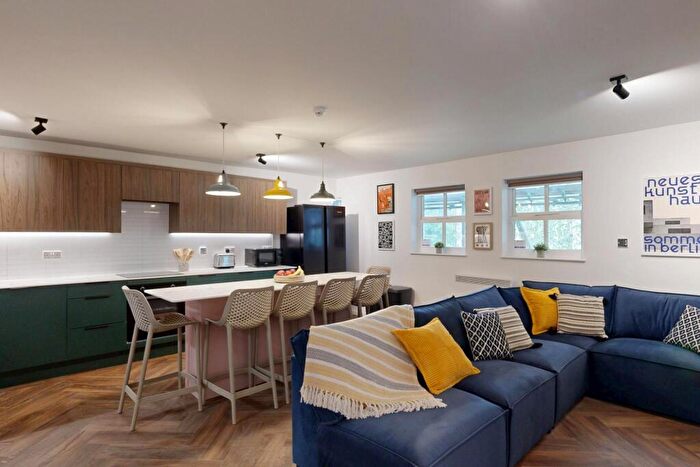 6 Bedroom Flat To Rent In Leazes Parade, Newcastle Upon Tyne, NE2