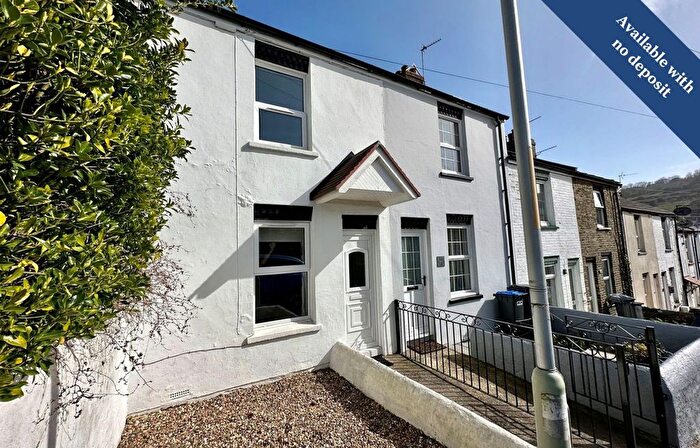 2 Bedroom Terraced House To Rent In Winchelsea Road, Dover, CT17