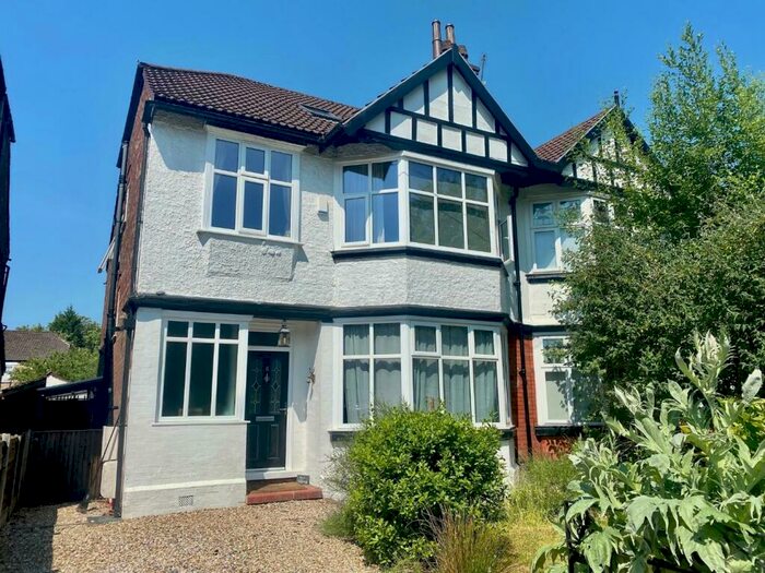 5 Bedroom Semi-Detached House For Sale In Sheringham Road, Manchester, M14