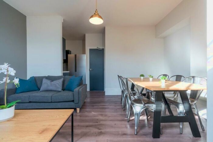 6 Bedroom Flat To Rent In Osborne Road, Newcastle, NE2