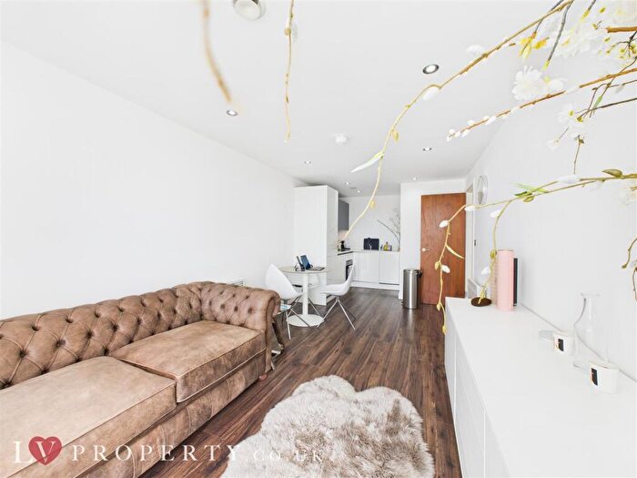1 Bedroom Apartment For Sale In Holliday Street, Birmingham, B1