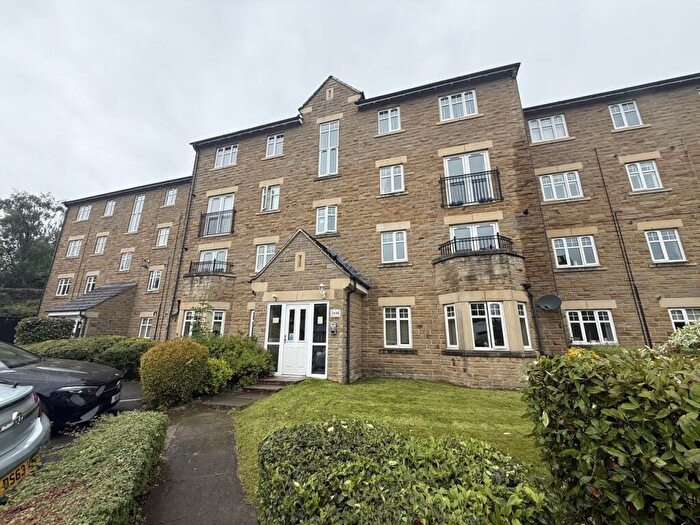 2 Bedroom Apartment For Sale In Silk Mill Chase, Ripponden, Sowerby Bridge, Calderdale, HX6
