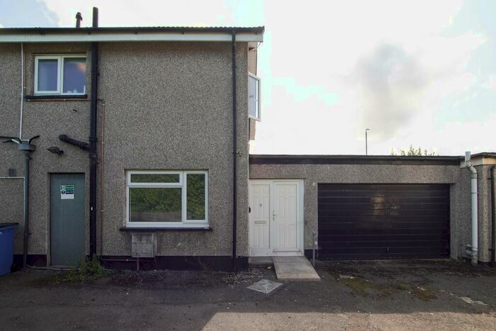 4 Bedroom Maisonette To Rent In North Road, Stoke Gifford, Bristol, BS34