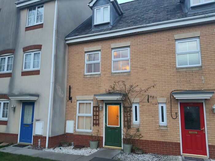 3 Bedroom House To Rent In Morgan Close Luton, LU4