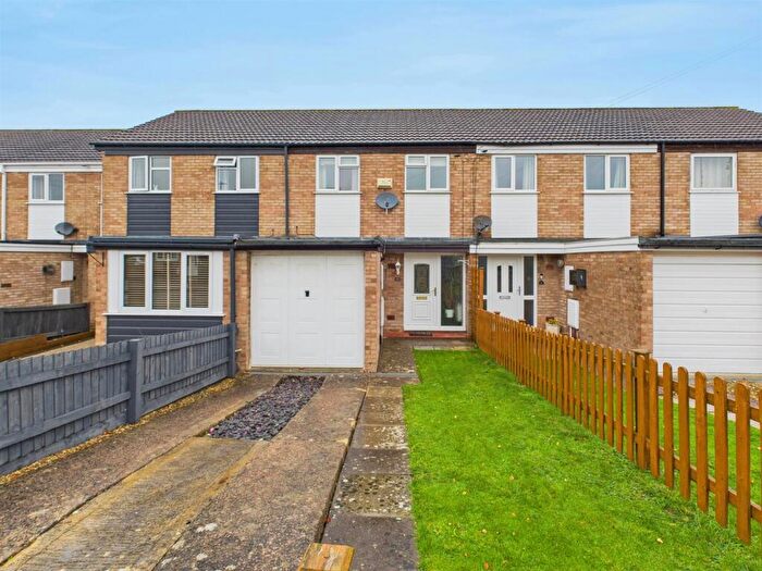 3 Bedroom Terraced House For Sale In Filbert Close, Abbeydale, Gloucester, GL4