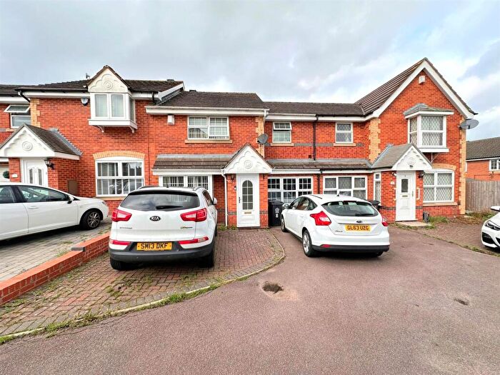 4 Bedroom Terraced House For Sale In Orchid Close, Hamilton, LE5